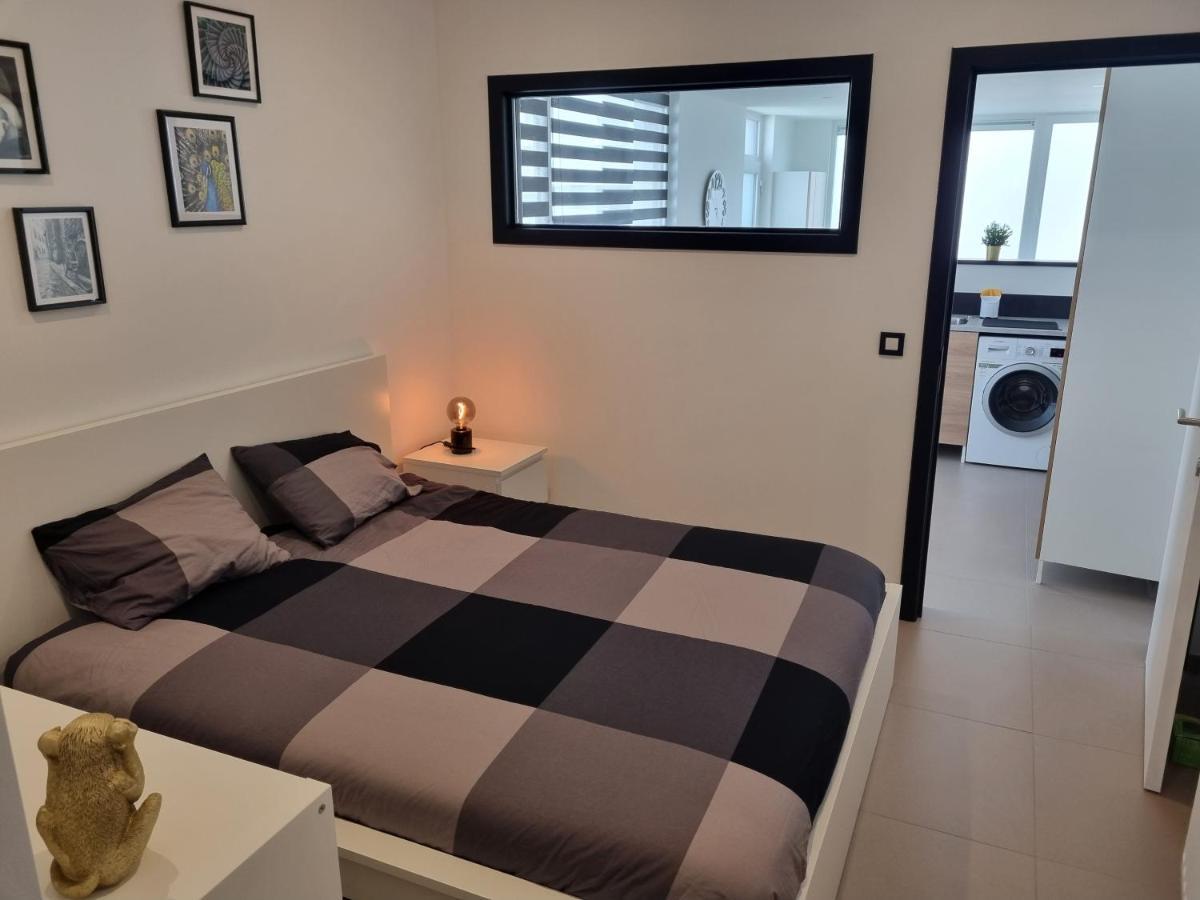 Maisonnette Entierement Renovee Givet Esterno foto